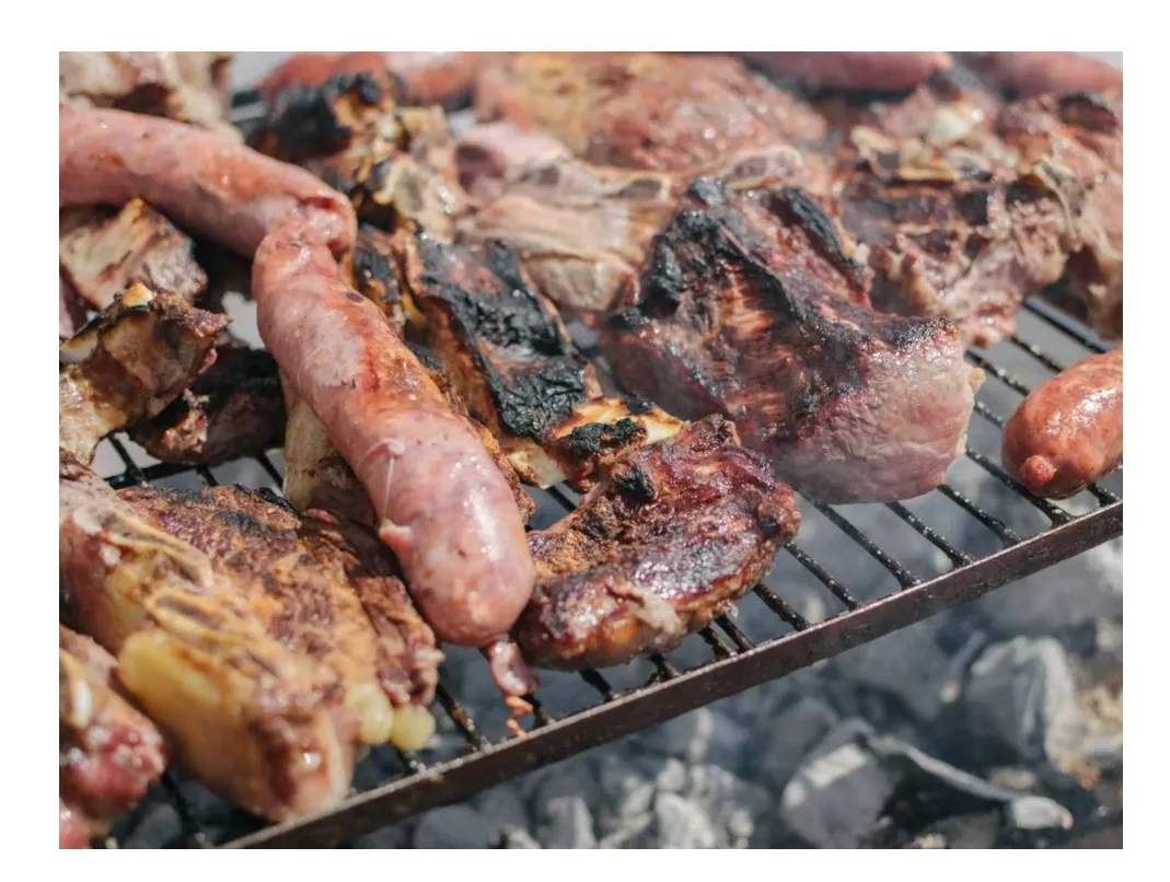 Fue a una parrilla, pidió carne de burro y sorprendió al contar qué gusto tiene